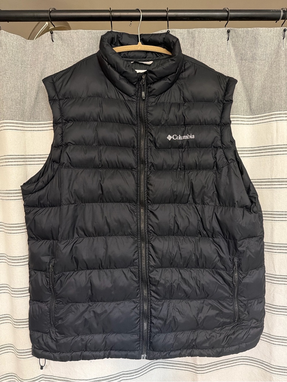 Columbia Men's Black Quilted Down Vest Size XL